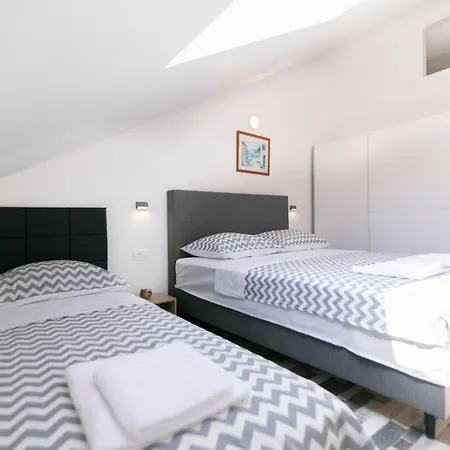 Apartment Royal 2 Stomorska