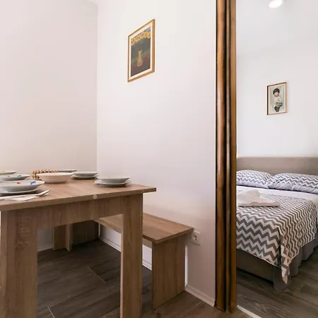 Appartement Royal 2 *